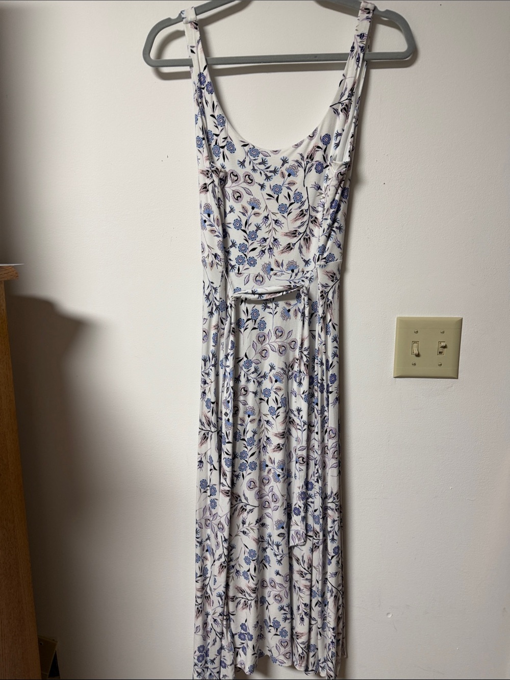 Floral Scoop Neck Maxi Dress in White and Blue Loft